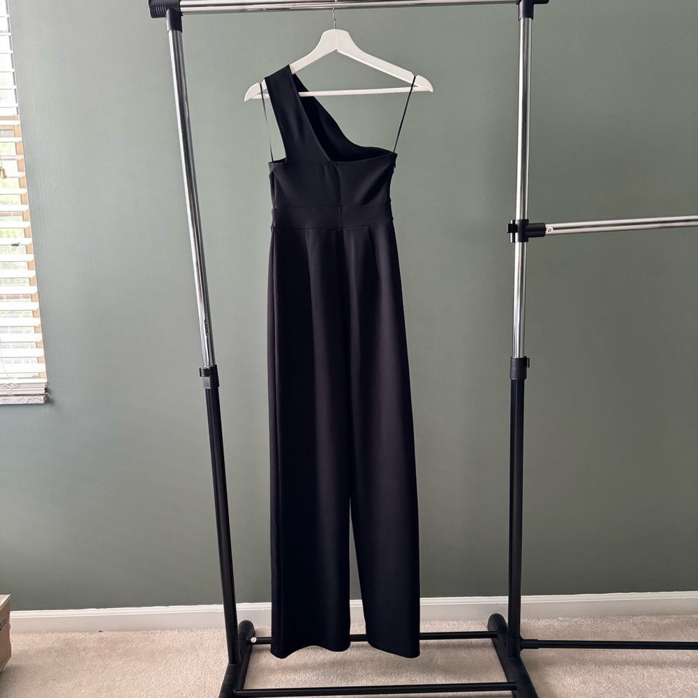Abercrombie & Fitch Black One-Shoulder Jumpsuit - Picture 5 of 6